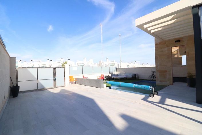 Image No.20-3 Bed Villa for sale