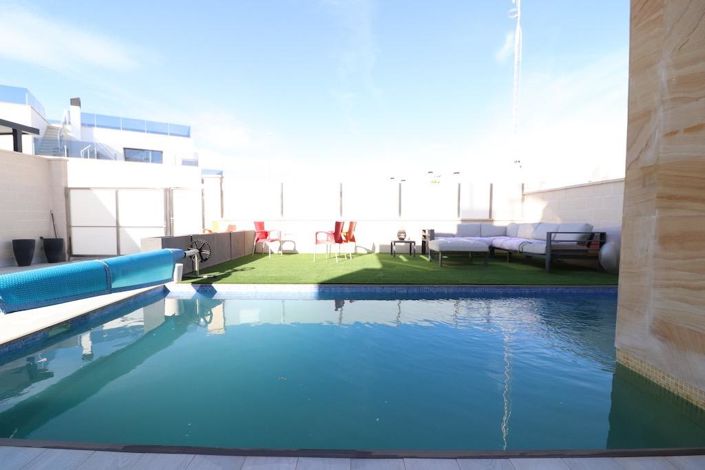 Image No.5-3 Bed Villa for sale