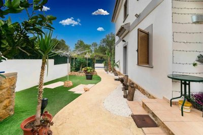 idyaf30k13kd96j0uynl