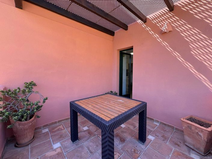 Image No.26-3 Bed Apartment for sale