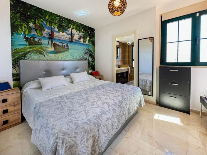 Image No.27-3 Bed Apartment for sale