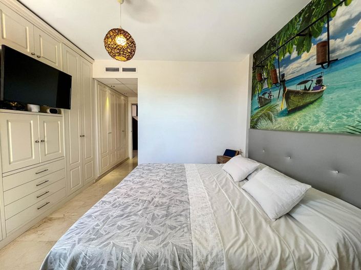 Image No.30-3 Bed Apartment for sale