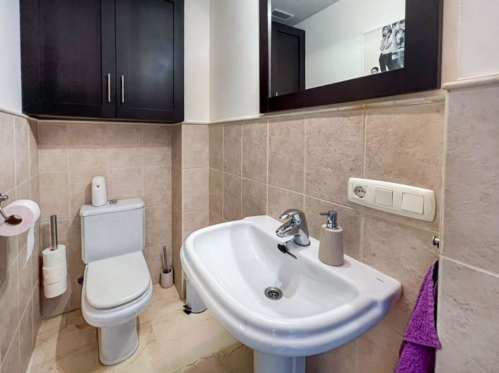 Image No.35-3 Bed Apartment for sale