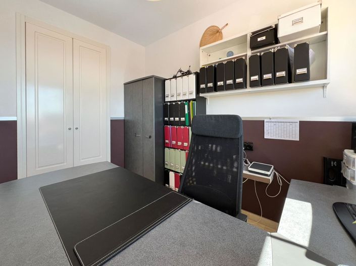 Image No.46-3 Bed Apartment for sale