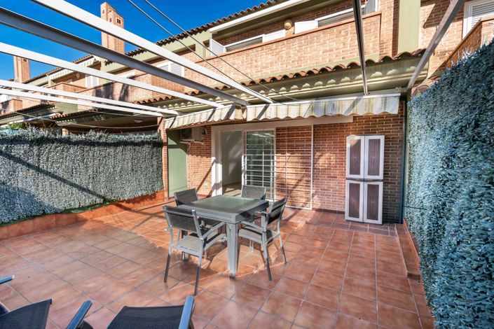 Image No.4-Villa de 3 chambres à vendre à L'Alfas del Pi