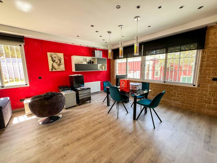 Image No.18-Villa de 16 chambres à vendre à L'Alfas del Pi