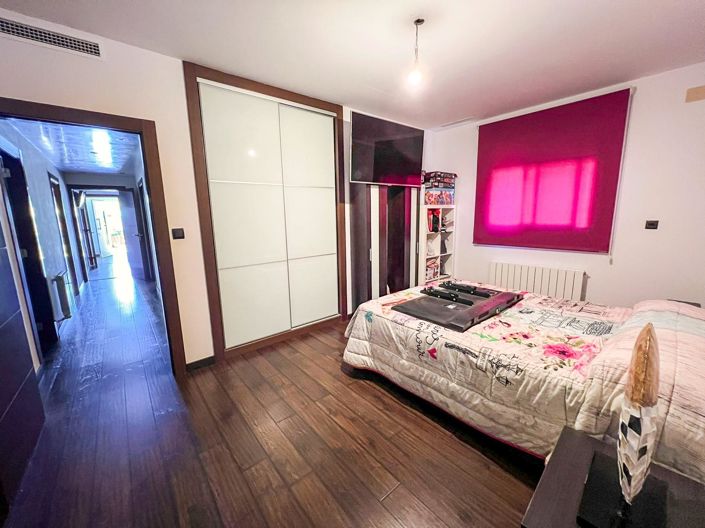 Image No.35-Villa de 16 chambres à vendre à L'Alfas del Pi