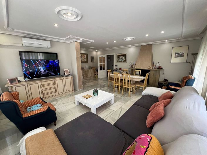 Image No.40-Villa de 16 chambres à vendre à L'Alfas del Pi