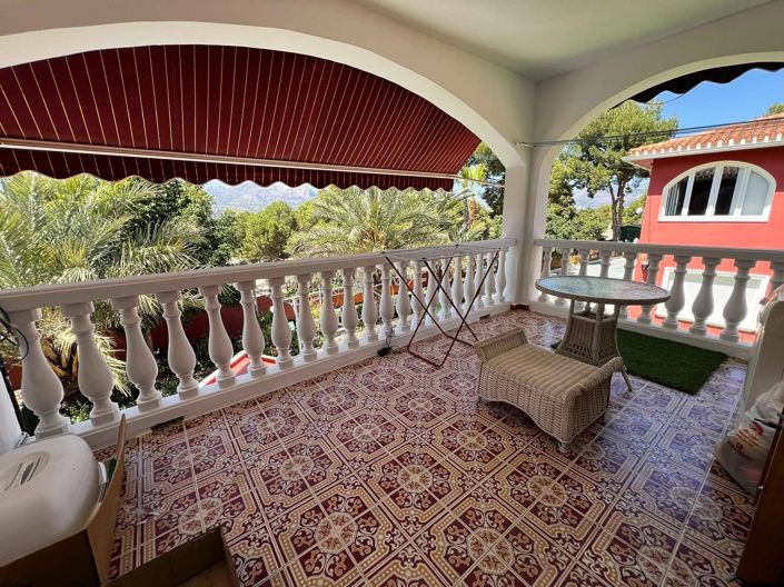 Image No.45-Villa de 16 chambres à vendre à L'Alfas del Pi