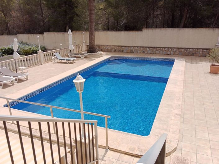 Image No.3-Villa de 4 chambres à vendre à L'Alfas del Pi