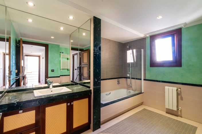 Image No.33-Villa de 4 chambres à vendre à L'Alfas del Pi