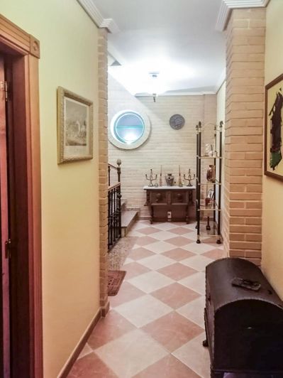 Image No.21-8 Bed Villa for sale