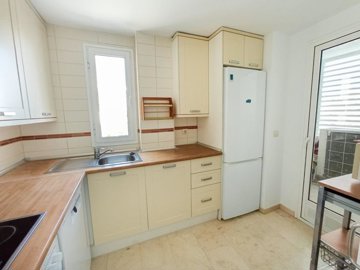 0371i6ku4tx0g8b3348x