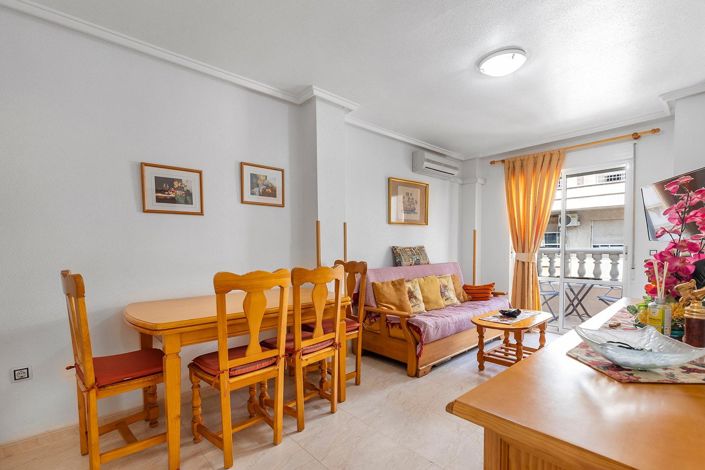Image No.4-Appartement de 2 chambres à vendre à Torrevieja