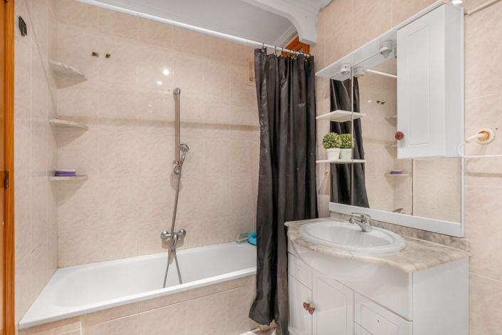 Image No.21-3 Bed Penthouse for sale