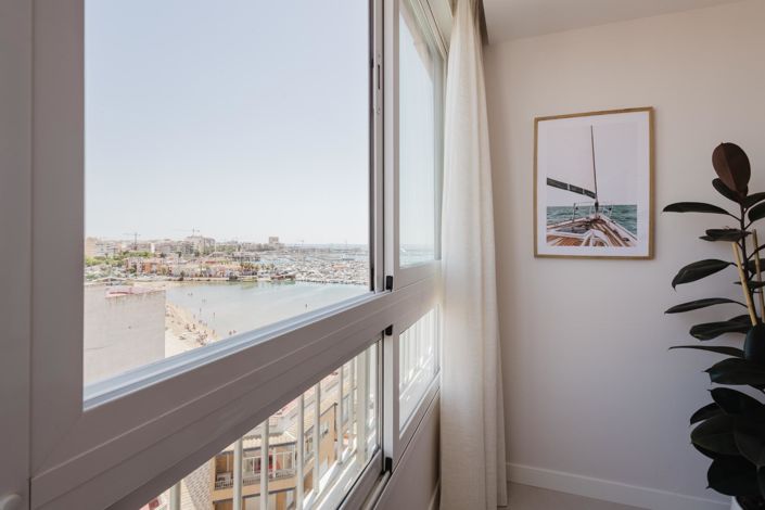 Image No.21-3 Bed Apartment for sale