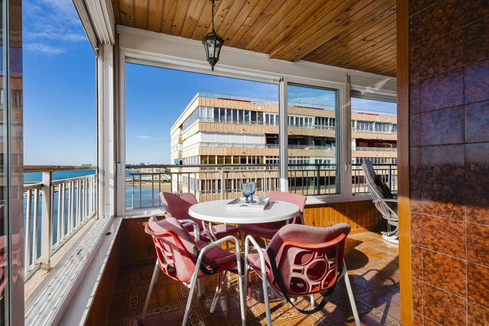 Image No.20-3 Bed Apartment for sale
