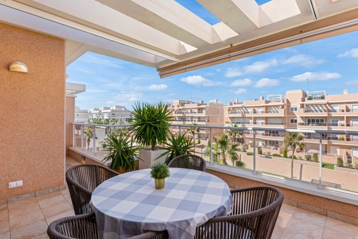 Image No.27-3 Bed Apartment for sale