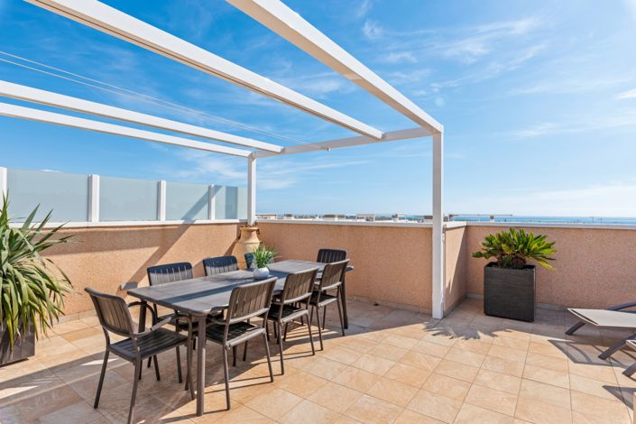 Image No.33-3 Bed Apartment for sale