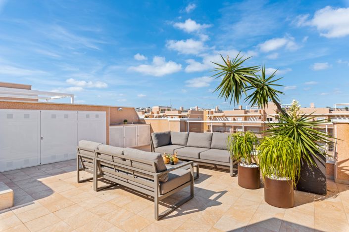 Image No.36-3 Bed Apartment for sale