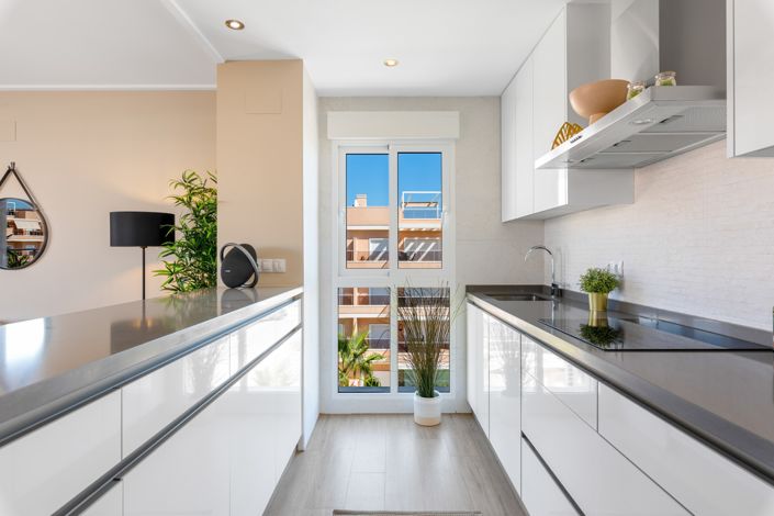 Image No.6-3 Bed Apartment for sale