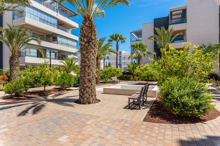 Image No.45-3 Bed Apartment for sale