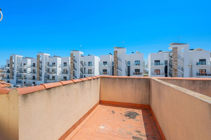 Image No.33-3 Bed Townhouse for sale