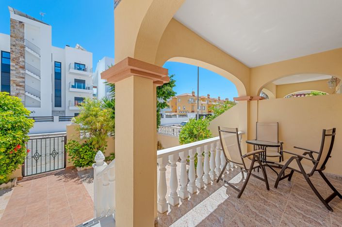 Image No.7-3 Bed Townhouse for sale