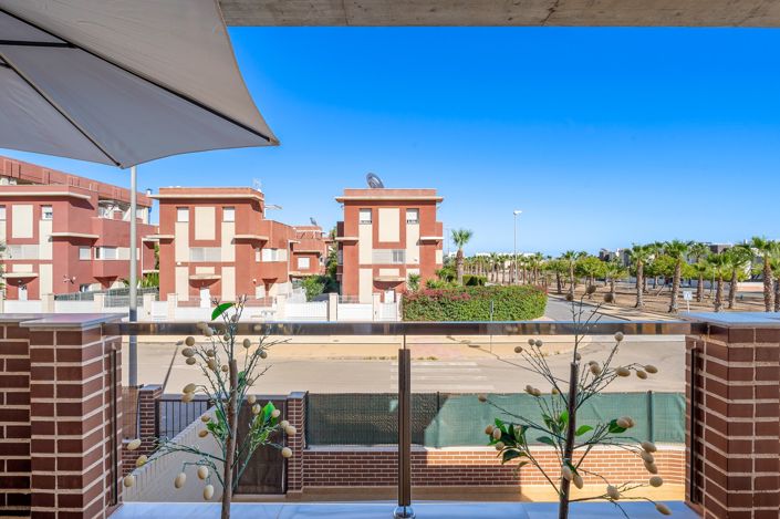 Image No.20-3 Bed Apartment for sale