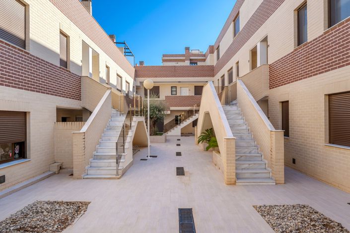 Image No.32-3 Bed Apartment for sale