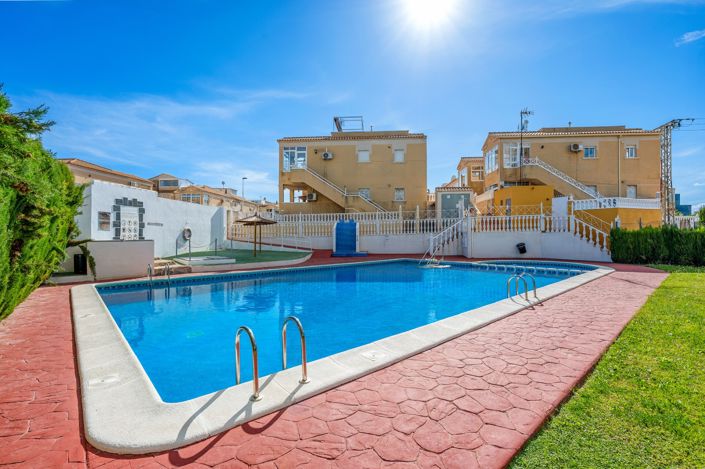 Image No.29-2 Bed Apartment for sale