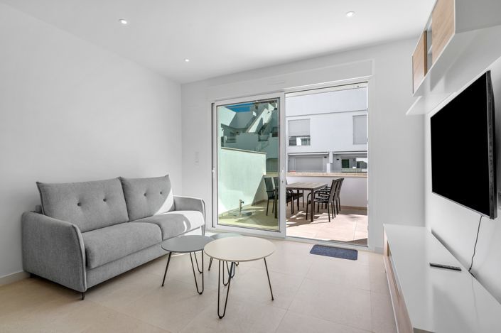 Image No.10-2 Bed Apartment for sale