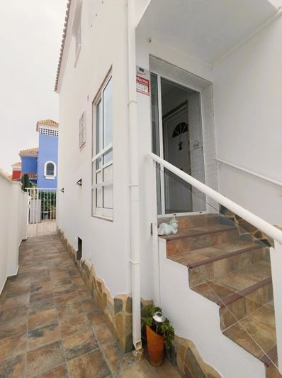 Image No.11-Villa de 4 chambres à vendre à San Miguel de Salinas