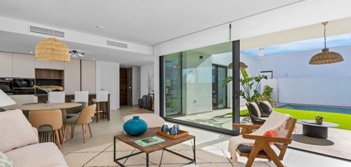 Image No.22-3 Bed Villa for sale