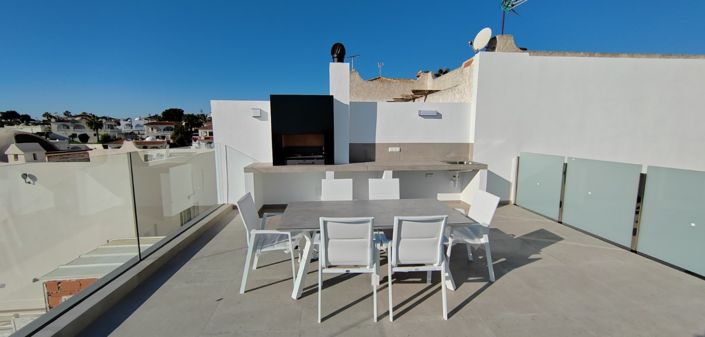 Image No.22-3 Bed Villa for sale