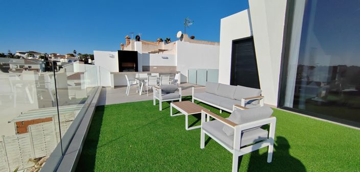 Image No.23-3 Bed Villa for sale