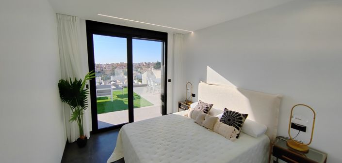 Image No.25-3 Bed Villa for sale
