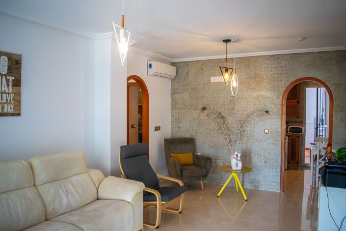 Image No.10-2 Bed Apartment for sale