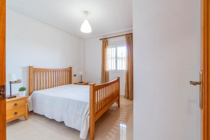 Image No.26-2 Bed Apartment for sale