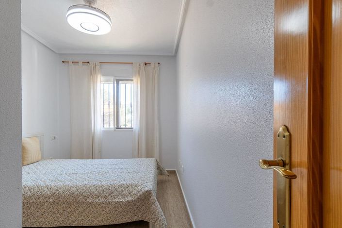 Image No.13-2 Bed Bungalow for sale