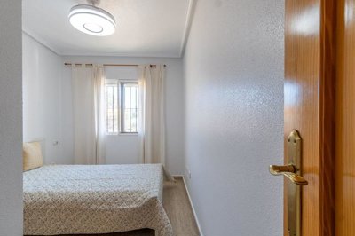 1n2tw503in093y7wj8z1