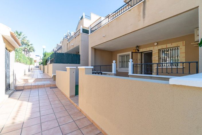 Image No.27-2 Bed Bungalow for sale