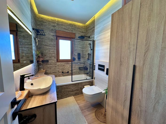 Image No.14-3 Bed Villa for sale