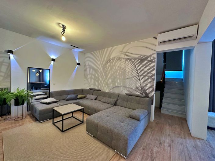 Image No.20-3 Bed Villa for sale