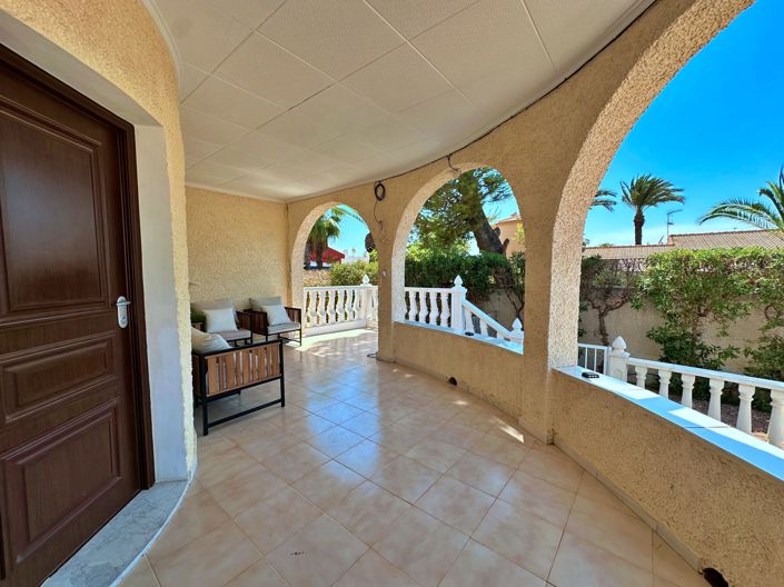 Image No.24-3 Bed Villa for sale