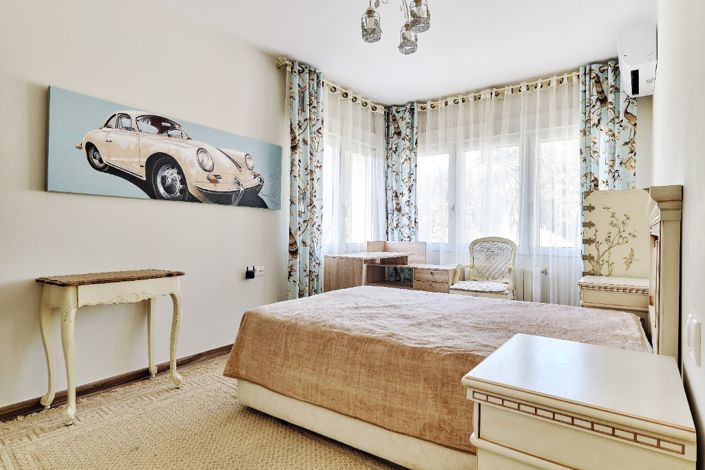 Image No.8-4 Bed Villa for sale