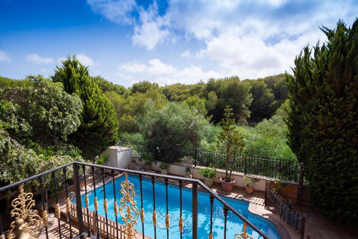 Image No.3-7 Bed Villa for sale