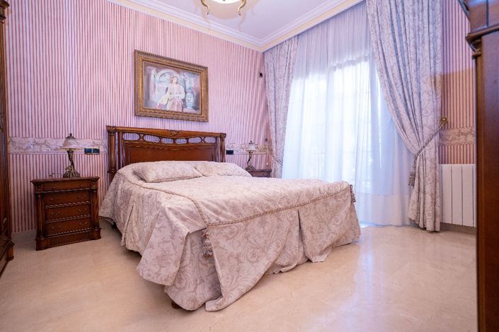 Image No.34-7 Bed Villa for sale