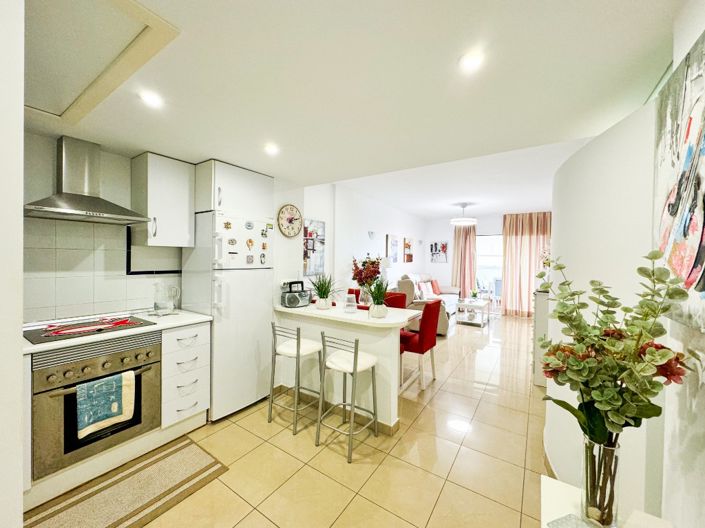 Image No.4-2 Bed Apartment for sale