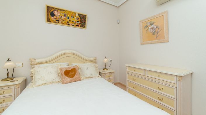 Image No.36-2 Bed Villa for sale